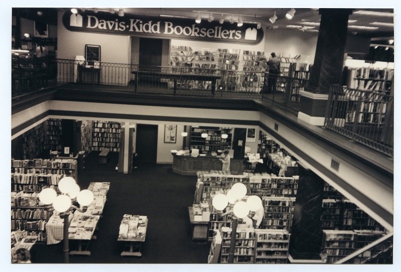 Davis-Kidd Booksellers, 1994