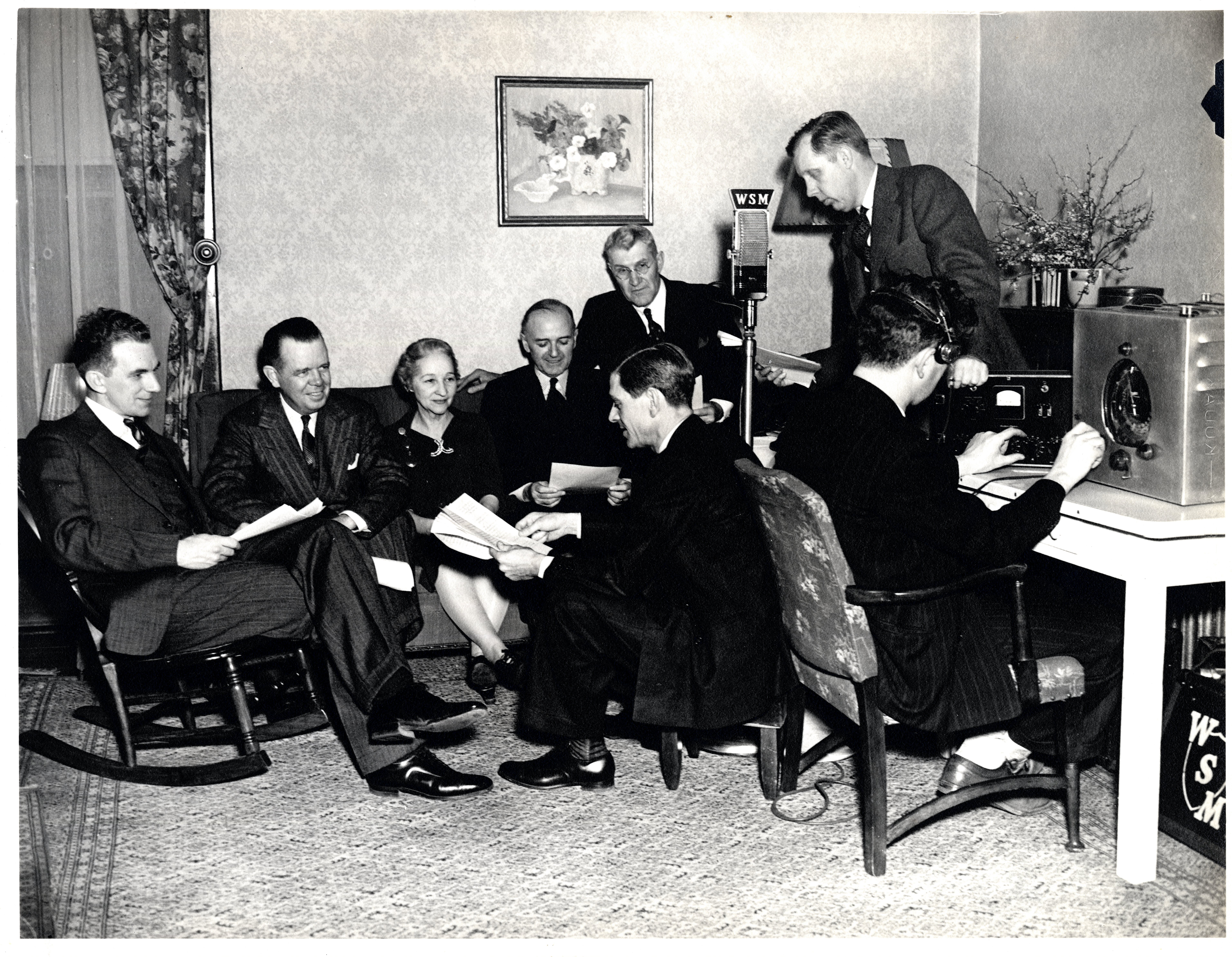 WSM recording with Edwin Craig (second from left) and Jack DeWitt (standing on the right). Robinson-Craig Collection.