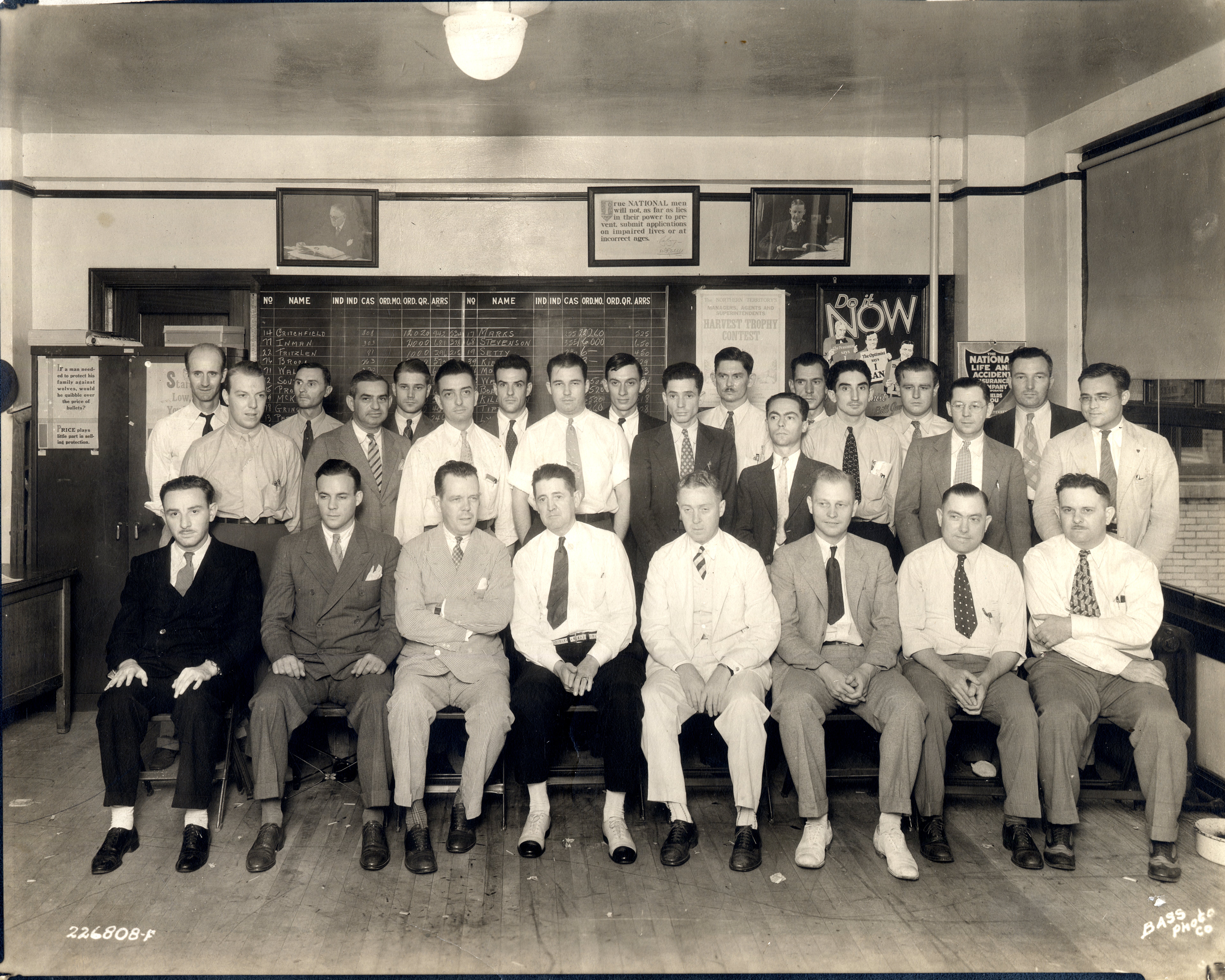 Photo of National Life and Accident Company staff 